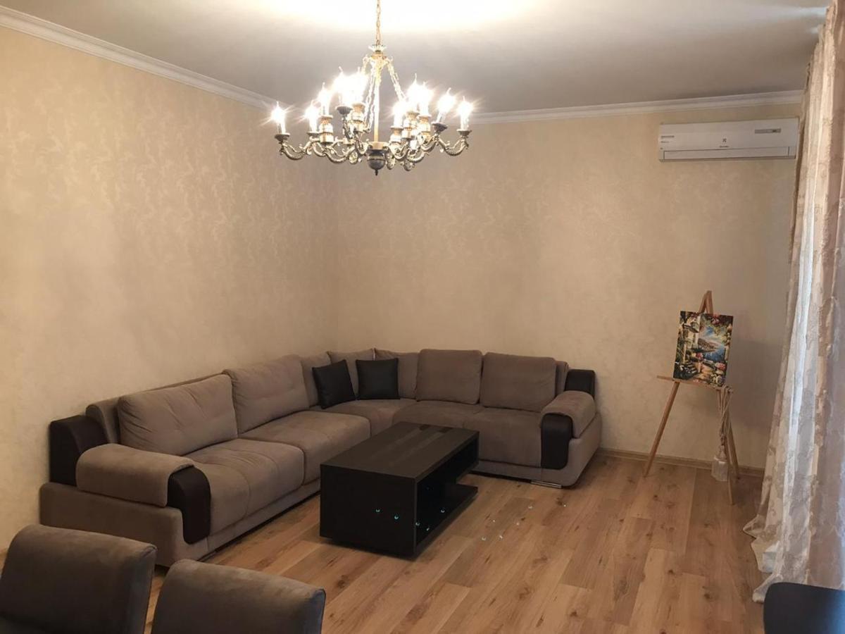 Rustaveli Apartment City Centre Тбілісі Екстер'єр фото